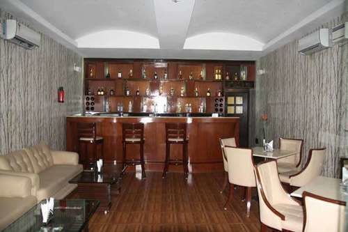 United-21 Grassland Otel Bagori Dış mekan fotoğraf